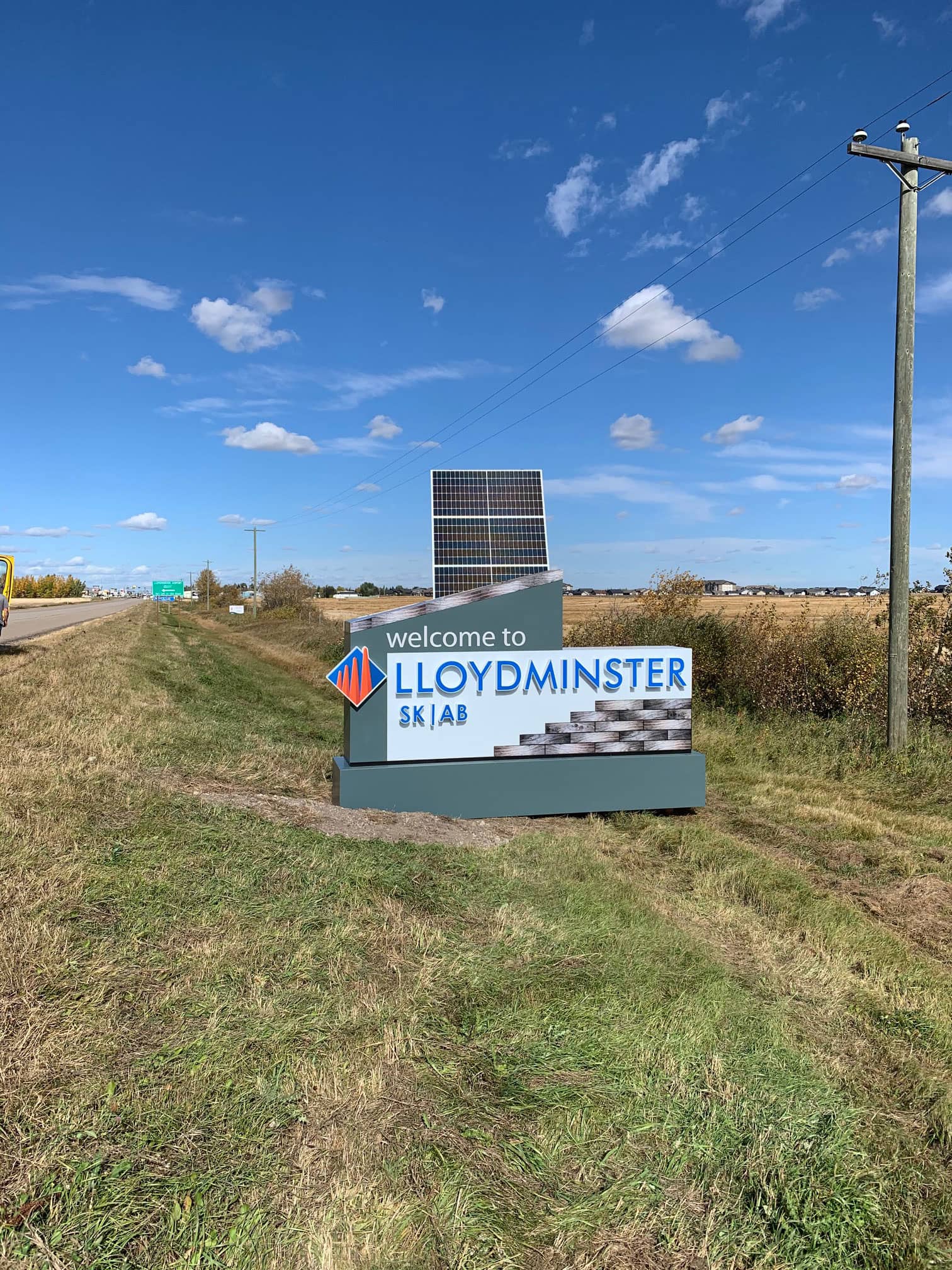 City of Lloydminster Official Logo Exterior